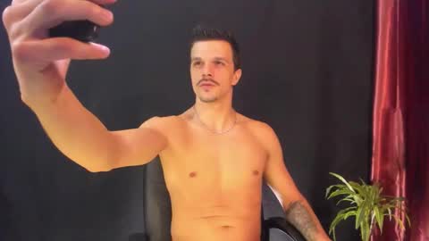 Snapshot of khatarsis2000 chatting on 02-16-26, 06:42 DonyBrown online show from 02-16-26, 06:42