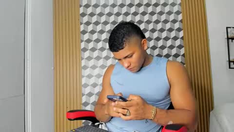 khen_west1 online show from 03-03-25, 07:17