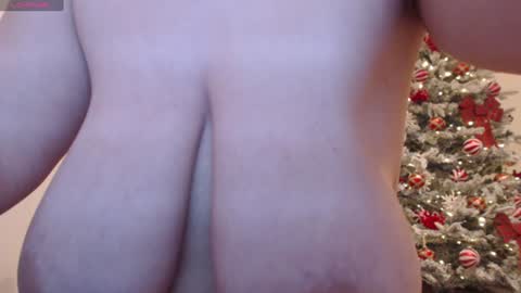 Khloe online show from 12-06-24, 04:17