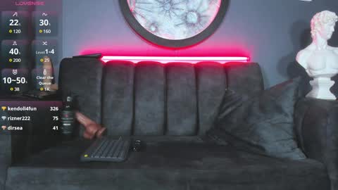 Khriss brown online show from 01-22-25, 02:04