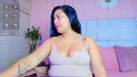    N         M online show from 03-12-25, 12:36