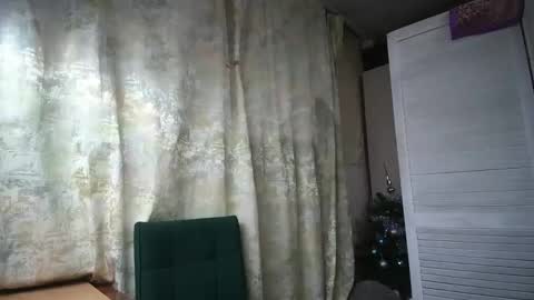 kianna_dior_ online show from 01-11-25, 02:15