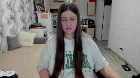 kianna_dior_ online show from 11-14-25, 11:09