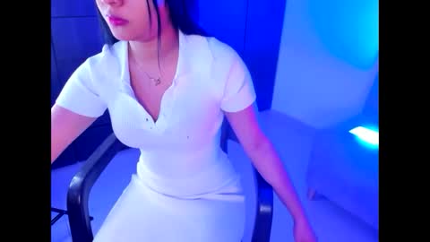 Snapshot of kiara_bloom_hot chatting on 12-16-25, 12:43 kiara_bloom_hot online show from 12-16-25, 12:43