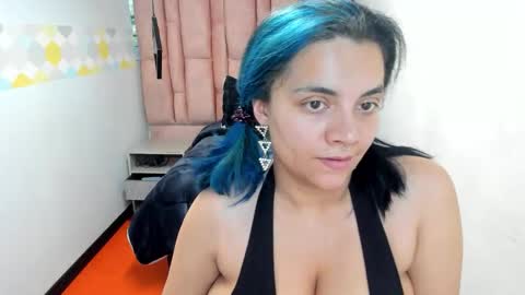 kiara Cruz online show from 09-23-25, 08:01