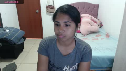 Kiara online show from 10-05-25, 03:21