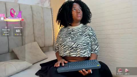 kiarazafira online show from 09-20-25, 10:16