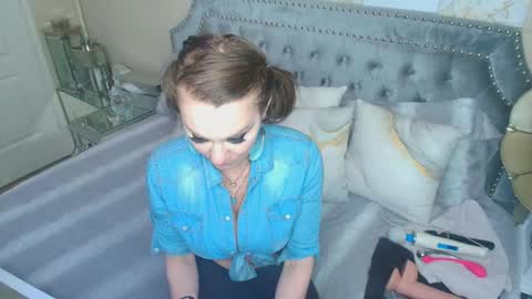 Kia Rose online show from 03-09-26, 04:55