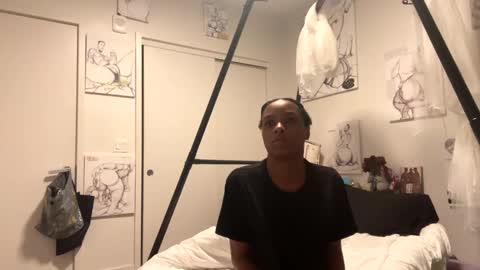 Snapshot of kibrombariu45 chatting on 12-24-24, 12:22 HunneysPlayRoom online show from 12-24-24, 12:22