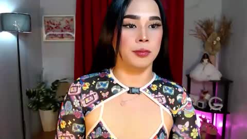 Im Mia online show from 11-14-25, 07:18