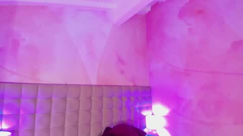 Snapshot of kiim_taaylor chatting on 12-13-24, 05:10 Kim online show from 12-13-24, 05:10