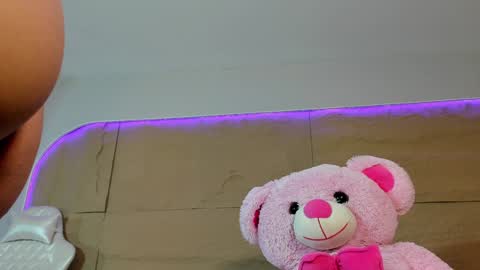 KIM COOPER online show from 01-25-25, 10:08