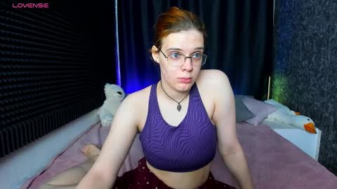 Kiki online show from 01-10-25, 10:17