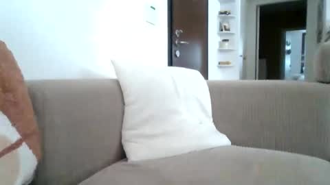 kikkus01 online show from 11-08-25, 12:27