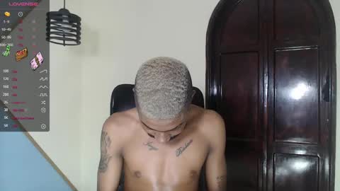 Kilian xxx online show from 12-30-24, 04:40