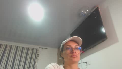 Snapshot of killey_saints chatting on 01-28-25, 02:00 killey online show from 01-28-25, 02:00