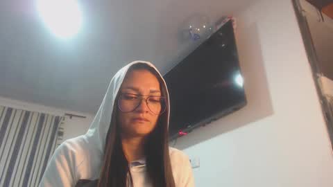 Snapshot of killey_saints chatting on 02-10-25, 01:14 killey online show from 02-10-25, 01:14