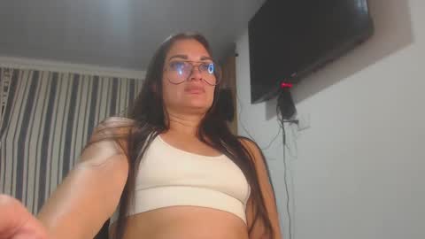 Snapshot of killey_saints chatting on 11-08-25, 02:23 killey online show from 11-08-25, 02:23