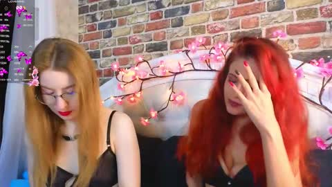 Snapshot of kim__dunn chatting on 12-05-25, 07:32 CatherineBarkJamieWallace online show from 12-05-25, 07:32