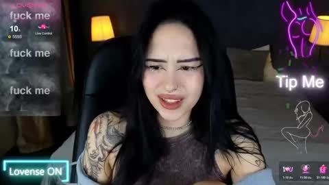 Kim online show from 12-01-25, 07:52