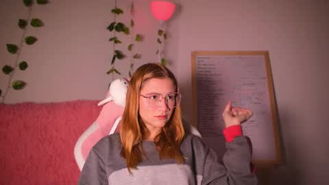 Snapshot of kim_dolls1823 chatting on 11-20-25, 10:48 ISABELLA 3 online show from 11-20-25, 10:48