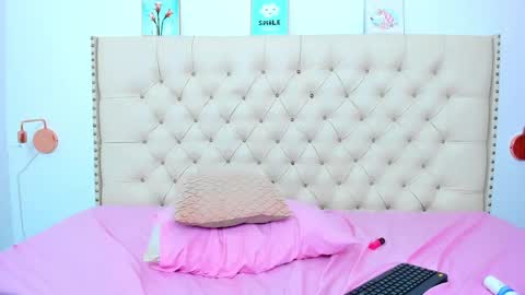 Snapshot of kim_eli chatting on 12-19-24, 02:01 kim_eli online show from 12-19-24, 02:01