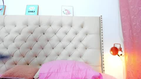 Snapshot of kim_eli chatting on 12-31-24, 08:04 kim_eli online show from 12-31-24, 08:04