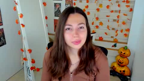 Kim online show from 10-20-25, 06:36