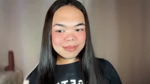 KYLIE online show from 12-17-25, 11:05