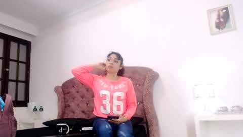 K I M online show from 01-29-25, 11:41