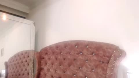 K I M online show from 03-02-25, 11:39