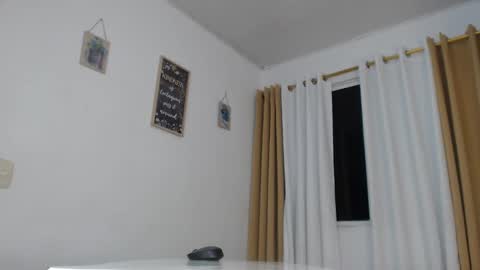 kim online show from 10-28-25, 05:22