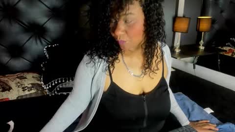 Kim Marquez online show from 11-27-25, 10:12