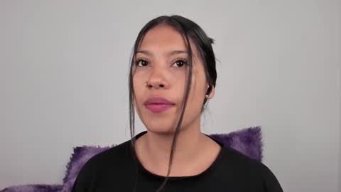 kim_mouth17 online show from 11-19-25, 03:06