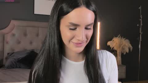 Kim Oberlin online show from 11-20-25, 04:29