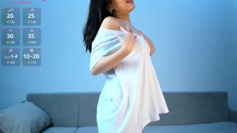 Snapshot of kim_sua chatting on 10-12-25, 01:43 Su A online show from 10-12-25, 01:43