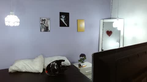 Kim  Yuk online show from 01-18-25, 07:48