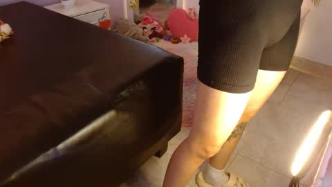 Kim  Yuk online show from 02-25-25, 10:18