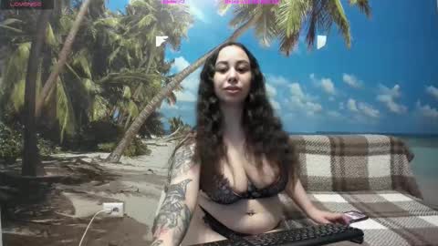 Snapshot of kimberd33 chatting on 11-26-25, 03:13 Kimmy online show from 11-26-25, 03:13