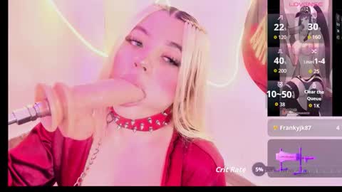 Snapshot of kimberlin_cam chatting on 11-06-25, 05:08 Kimberlin online show from 11-06-25, 05:08