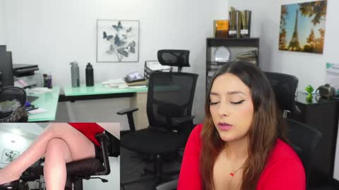 Snapshot of kimberly_clars chatting on 01-27-25, 09:33 Kimberly 1200-1900 GMT-5 online show from 01-27-25, 09:33