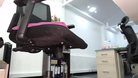 Snapshot of kimberly_clars chatting on 02-25-25, 05:47 Kimberly 1200-1900 GMT-5 online show from 02-25-25, 05:47