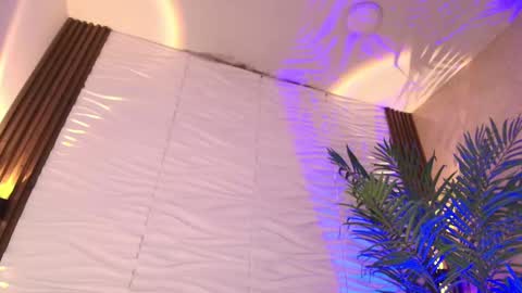 kimberly gonzalez online show from 11-07-25, 08:31