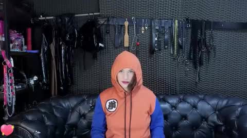  KIMBERLY SWAN  online show from 10-19-25, 02:12