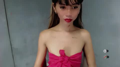Snapshot of kimberly_tart chatting on 01-12-25, 04:21 Kimberly online show from 01-12-25, 04:21