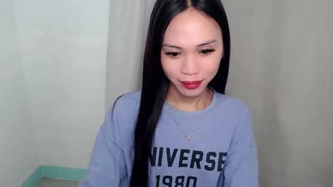 Snapshot of kimberly_tart chatting on 09-12-25, 12:11 Kimberly online show from 09-12-25, 12:11