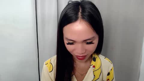 Snapshot of kimberly_tart chatting on 10-01-25, 12:27 Kimberly online show from 10-01-25, 12:27