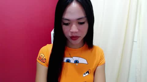 Snapshot of kimberly_tart chatting on 03-25-26, 11:00 Kimberly online show from 03-25-26, 11:00