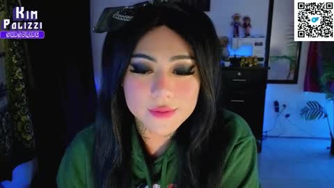 Kimberly Polizzi     online show from 11-11-25, 01:16