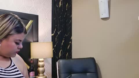 KimBrooks online show from 12-15-25, 07:40